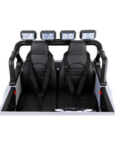 Autko na akumulator 2os Toyota Land Cruiser PA0285