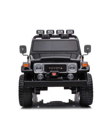 Autko na akumulator 2os Toyota Land Cruiser PA0285