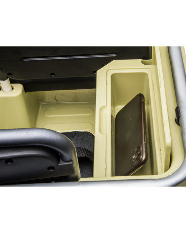 Auto na akumulator 3os J E E P Willys pilot PA0249