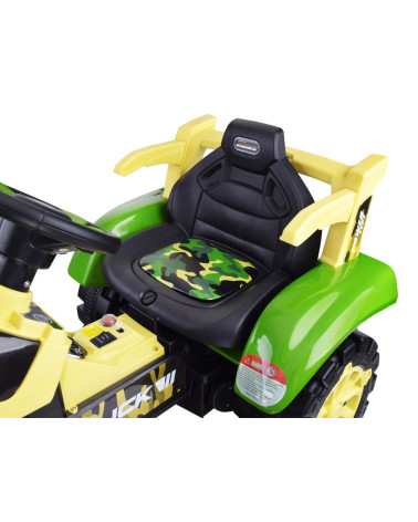 Traktor z przyczepą na akumulator świeci PA0234